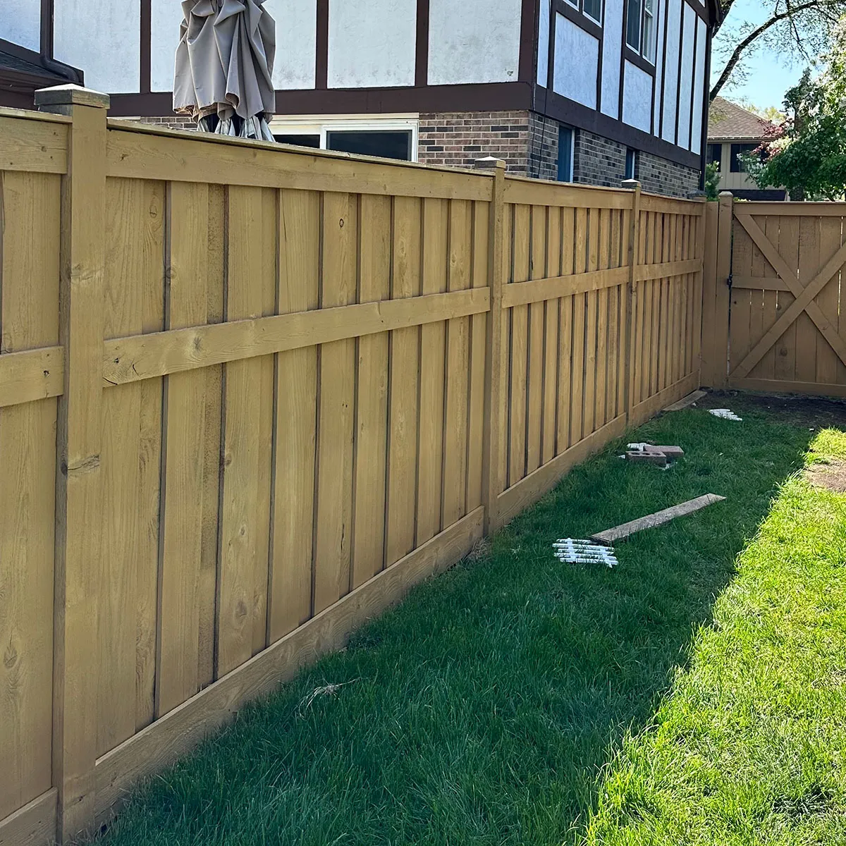 Fence restoration and staining in Wheeling IL